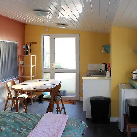 Redwood Lodge, Dee Valley Stays - Cosy Microlodge With Detached Private Shower & Wc Corwen Exterior photo